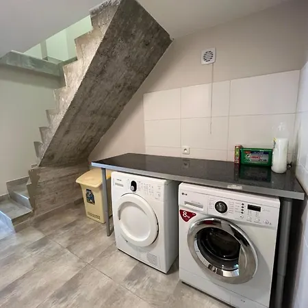 Maison Spacieuse Avec Grand Jardin Et Parking A 20 Min De Lyon Simandres